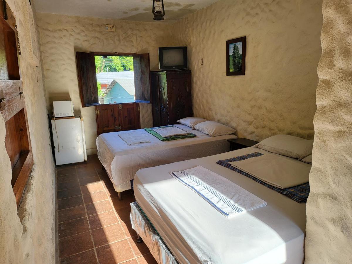 Hostal Casa De Las Gargolas Amapala Eksteriør bilde