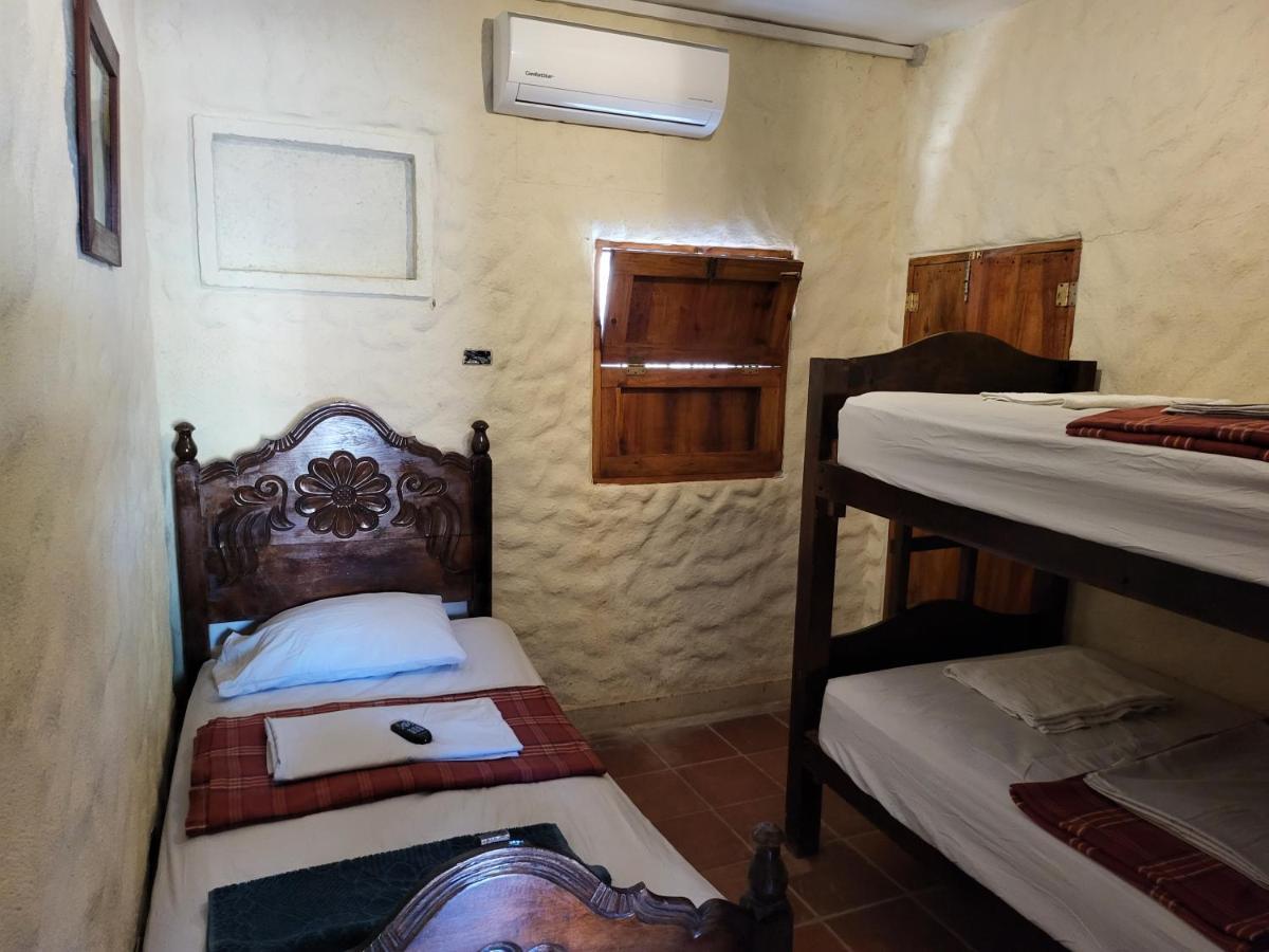 Hostal Casa De Las Gargolas Amapala Eksteriør bilde